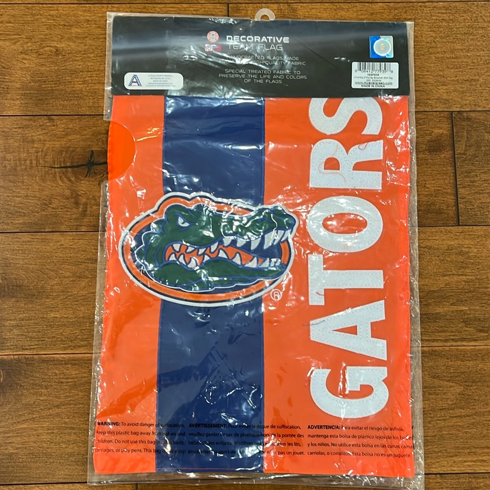 Gators University of Florida decorative team flag